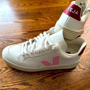 Veja sneakers.
